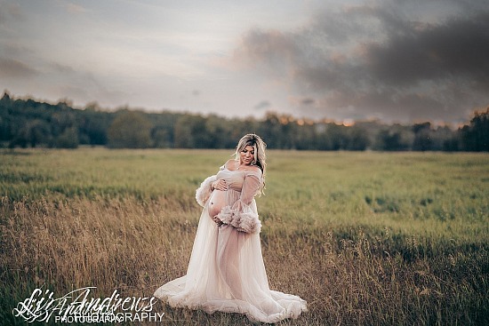 Maternity Session - Outdoors