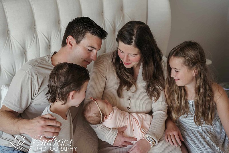 Newborn Lifestyle in Okotoks